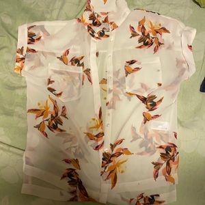 Whit see through fleshy tanktop